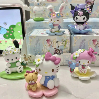 Sanrio Family Floral Series Blind Box Hello Kitty Figurine, Cute Ornaments, Dolls, Little Gifts for Girls